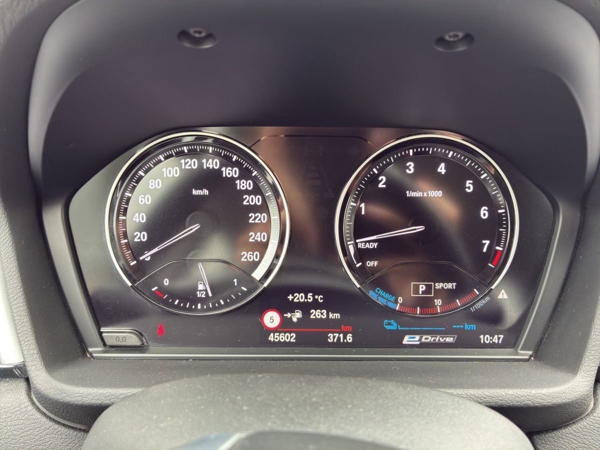 BMW X1 xDrive25e - Samsaru's Car Outlet