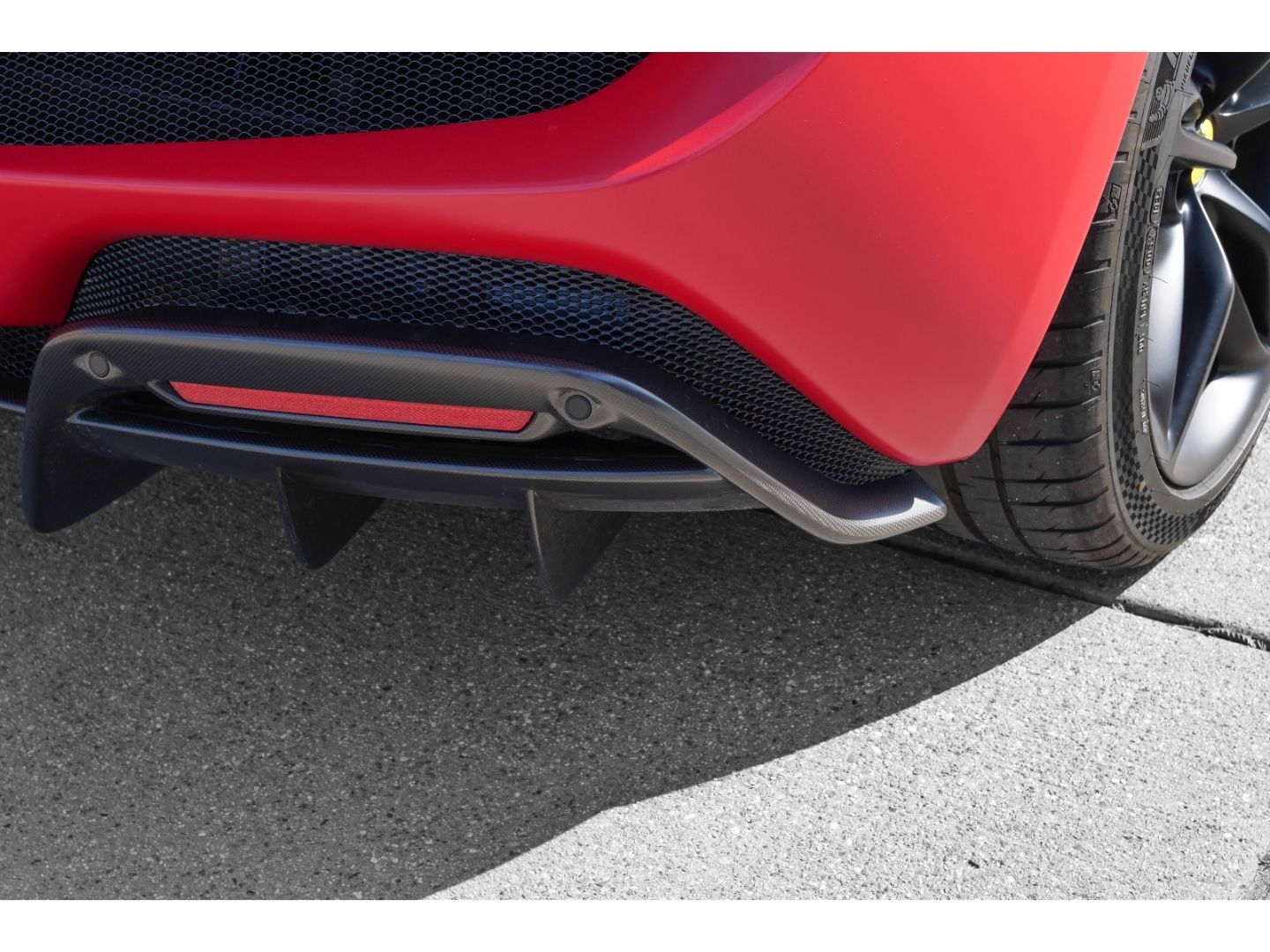Ferrari 296 GTS - Samsaru's Car Outlet