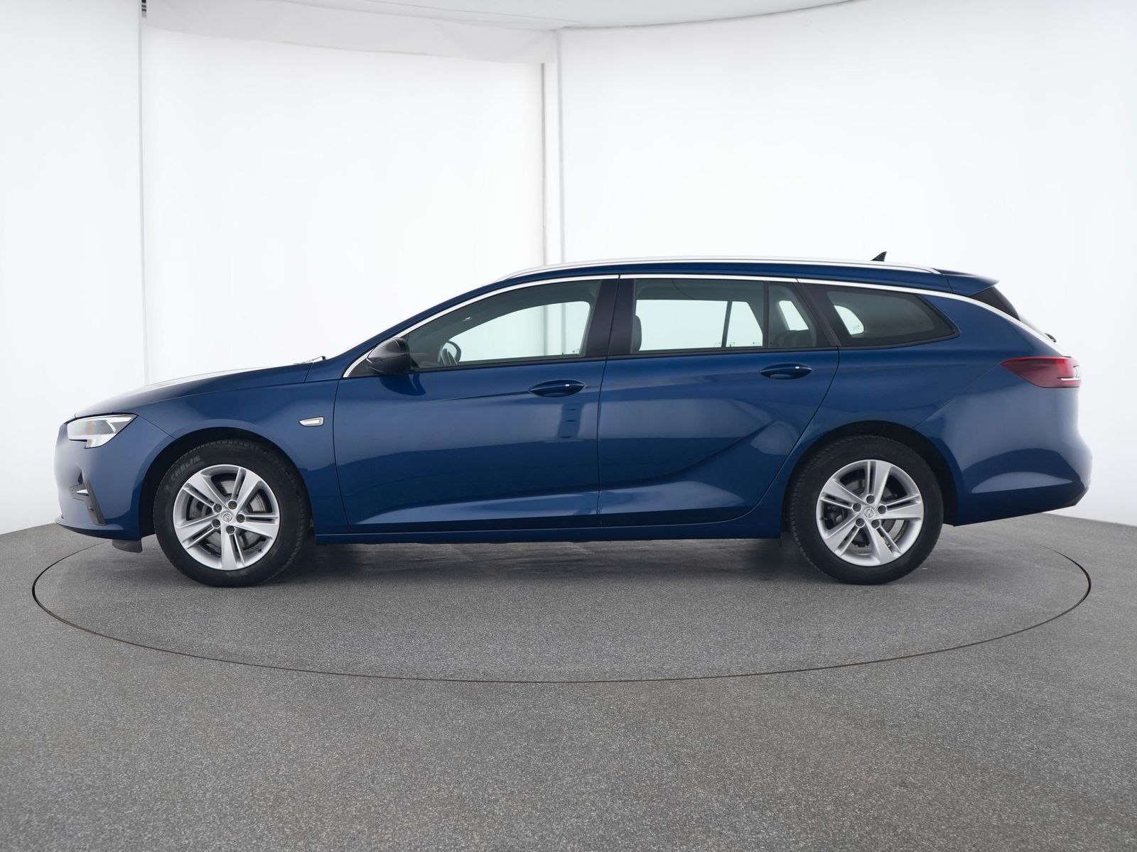 Opel Insignia Business - Samsaru's Car Outlet