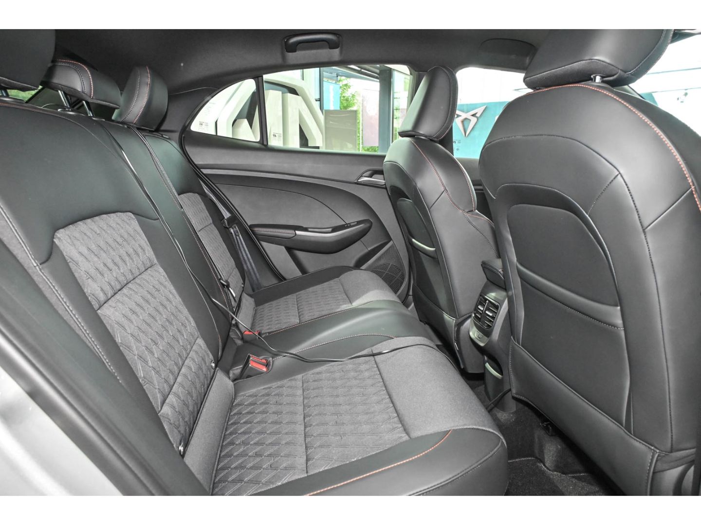 MG3 HEV LUXURY+Allwetter+Navi+CarPlay+LED+360 Ka