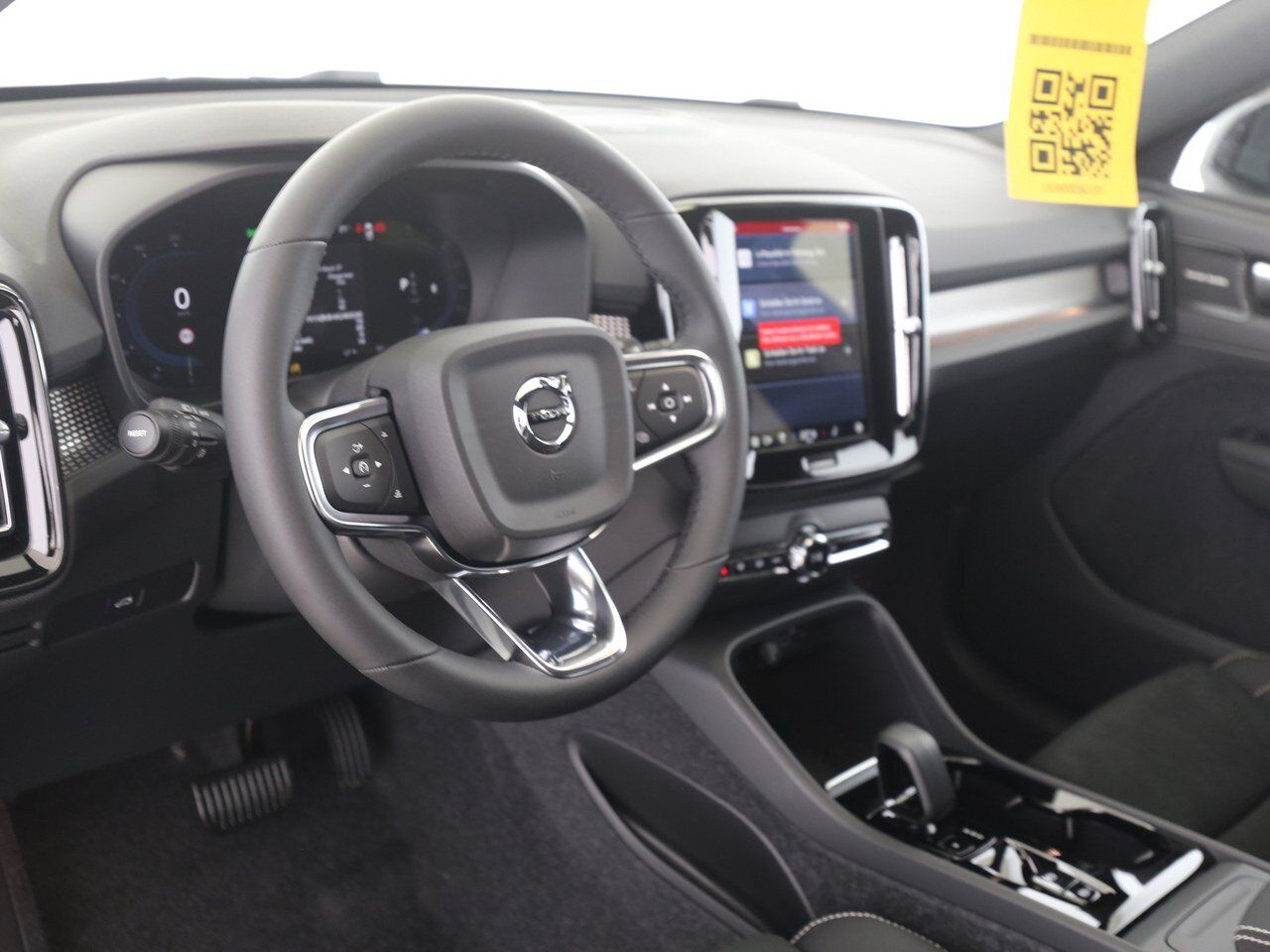 Volvo XC40 B4 Autom. Ultra Dark - Samsaru's Car Outlet