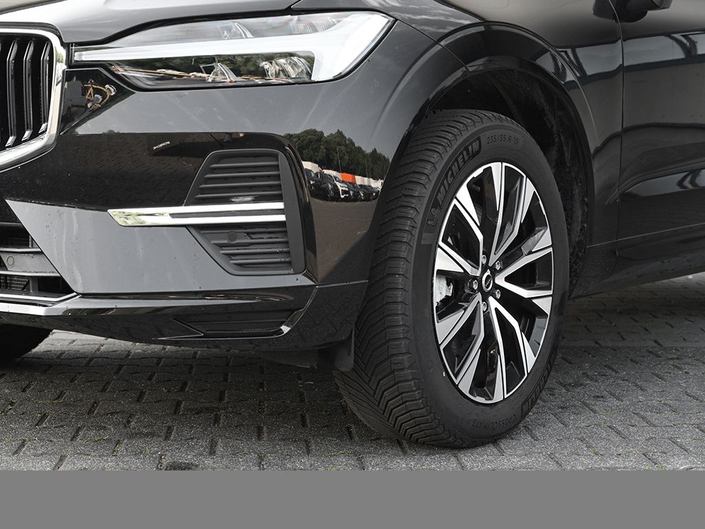 Volvo XC 60 B4 2 WD Core - Samsaru's Car Outlet