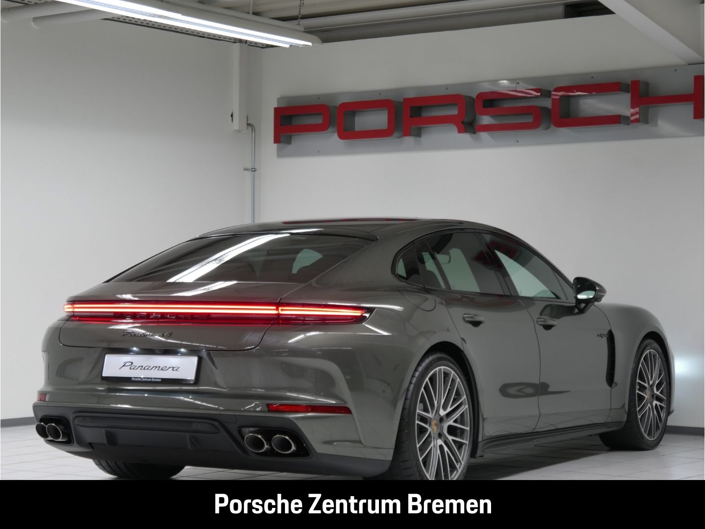 Porsche Panamera 4 E-Hybrid Luftfederung  Panodach Memor