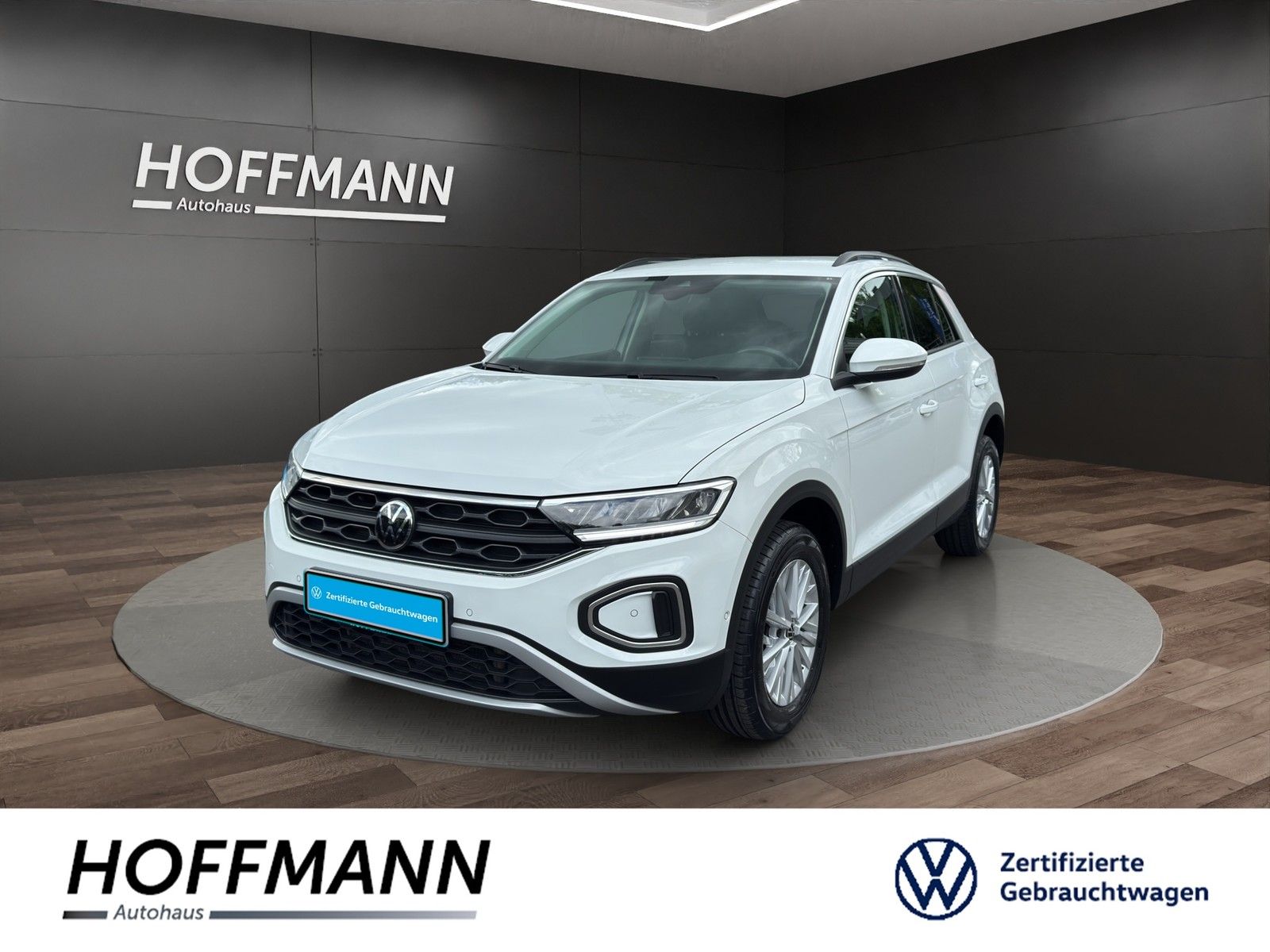 Volkswagen T-Roc 1.5TSI DSG Life - Samsaru's Car Outlet