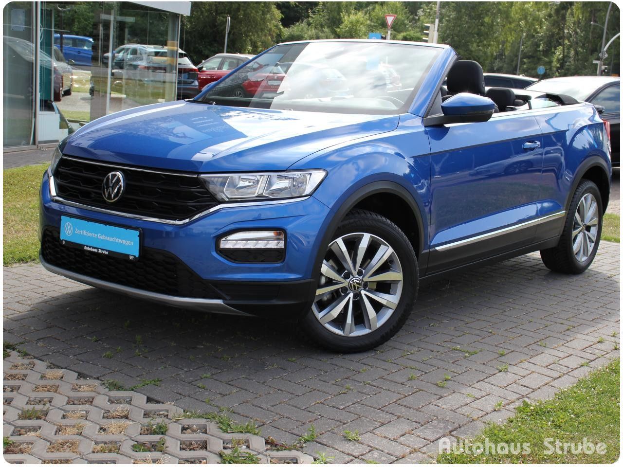 Volkswagen T-Roc Cabriolet Style 1.5 TSI DSG - Samsaru's Car Outlet
