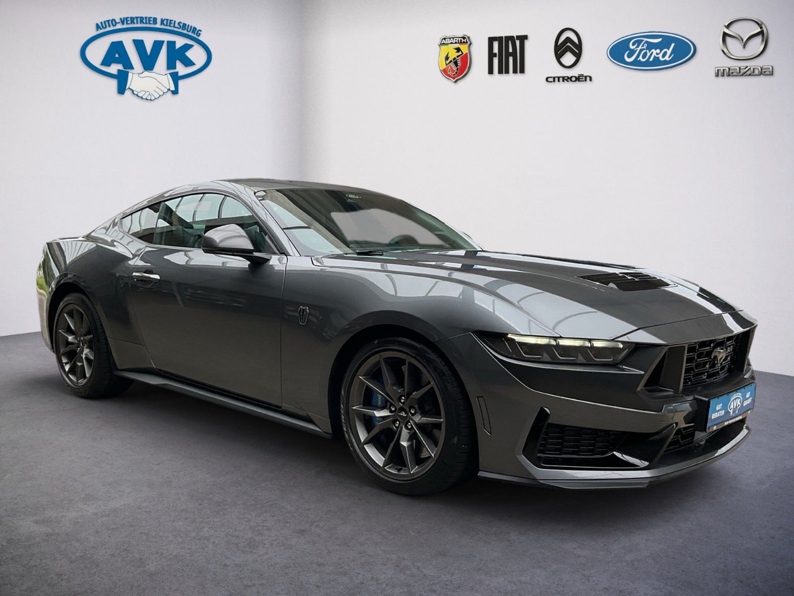 Ford Mustang Fastback 5.0 Dark Horse nur 9482KM!