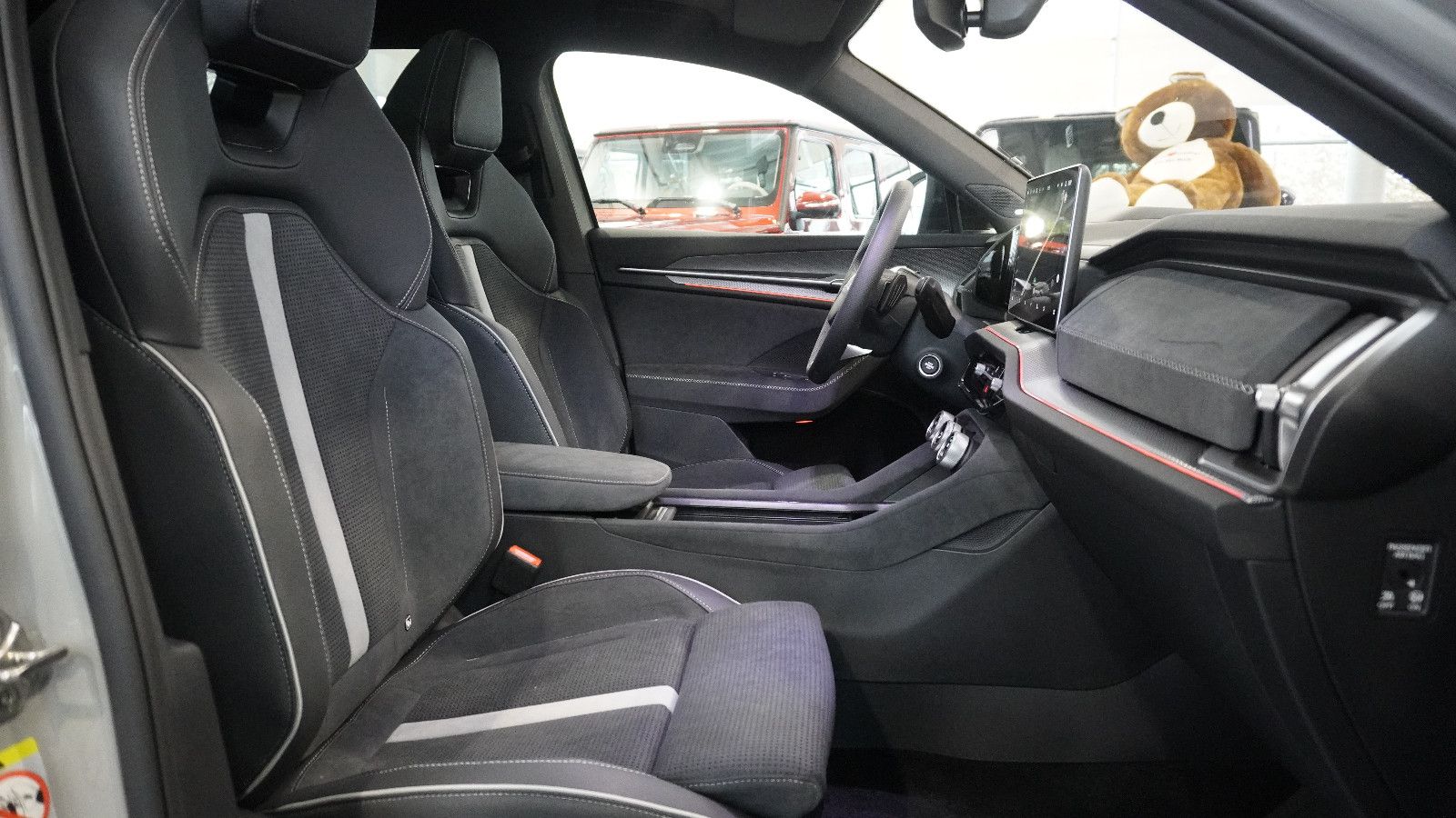 Skoda Kodiaq 2.0 TDI 4x4 Sportline*AHK*PANO*STHZ*HEAD