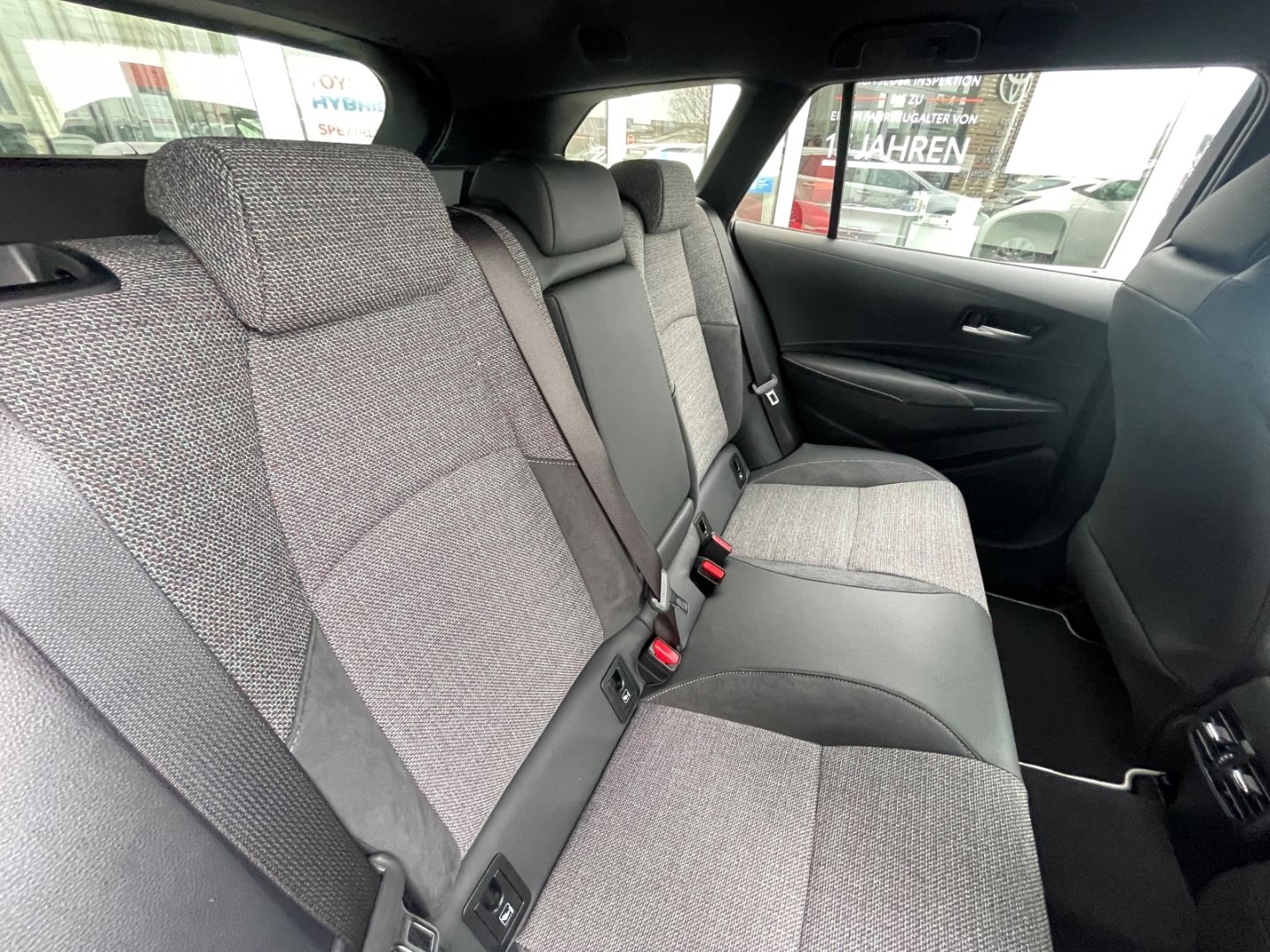Toyota Corolla TS 1.8 Hybrid Teamplayer *Technik-Paket*