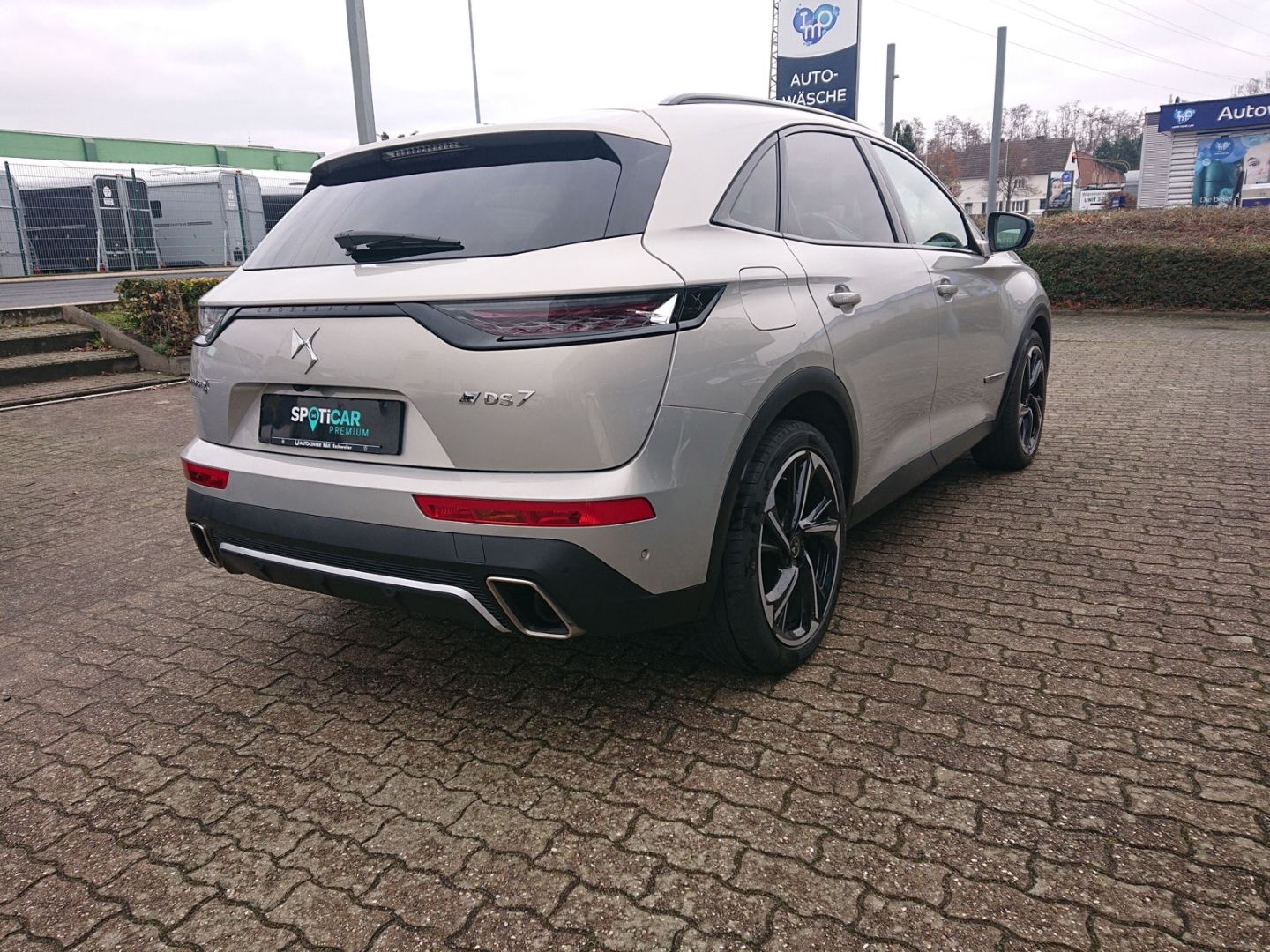 DS Automobiles DS7 Crossback E-TENSE 4x4 LOUVRE Hifi Panodach N