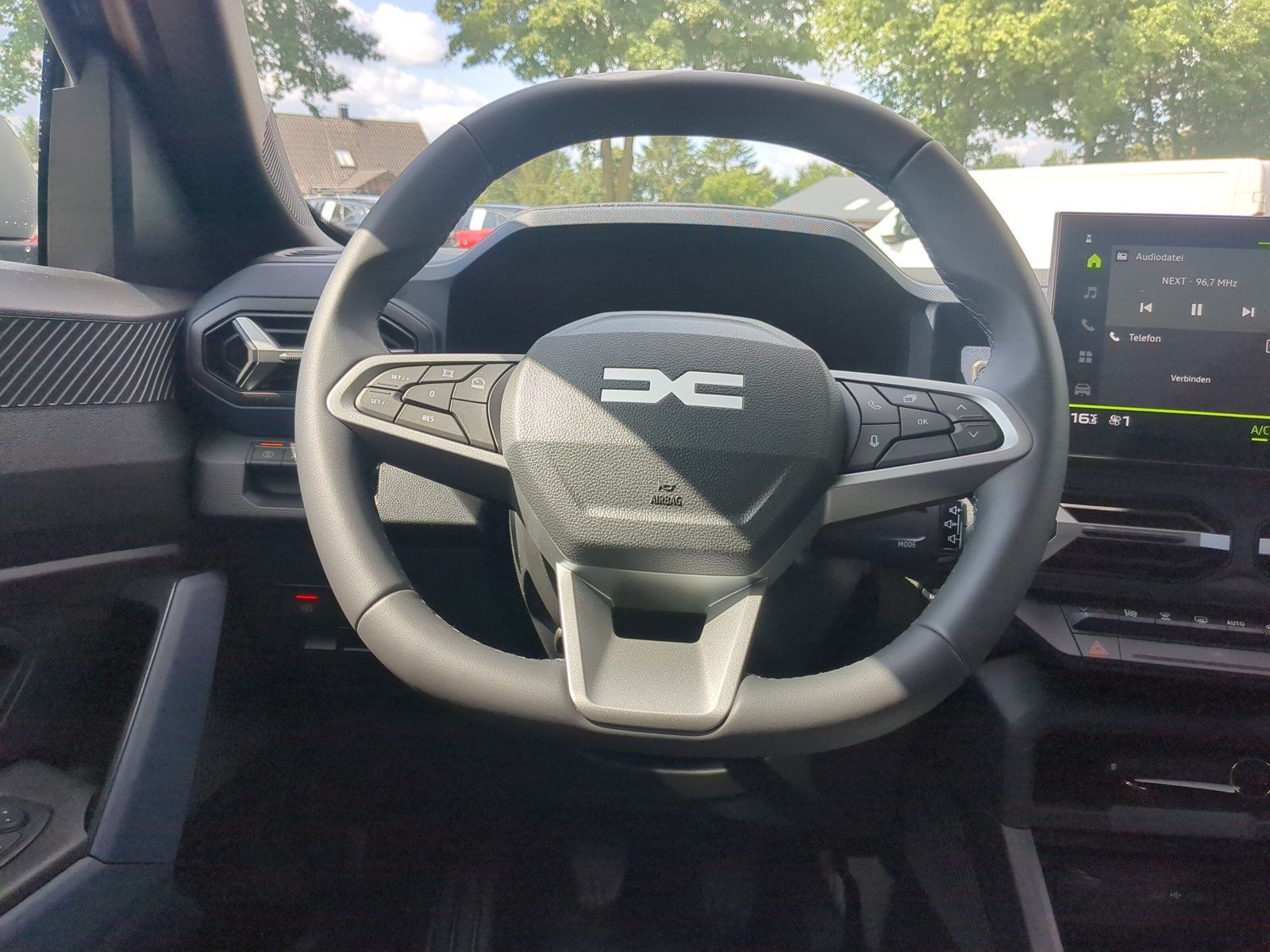 Dacia Duster TCe 130 4x4 Journey - Samsaru's Car Outlet