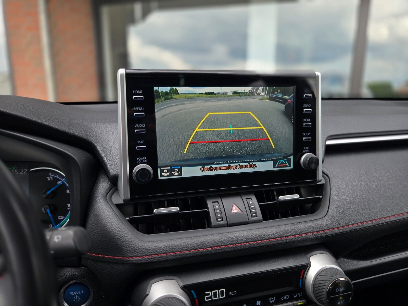 Toyota RAV 4 Hybrid Plug-in - Samsaru's Car Outlet
