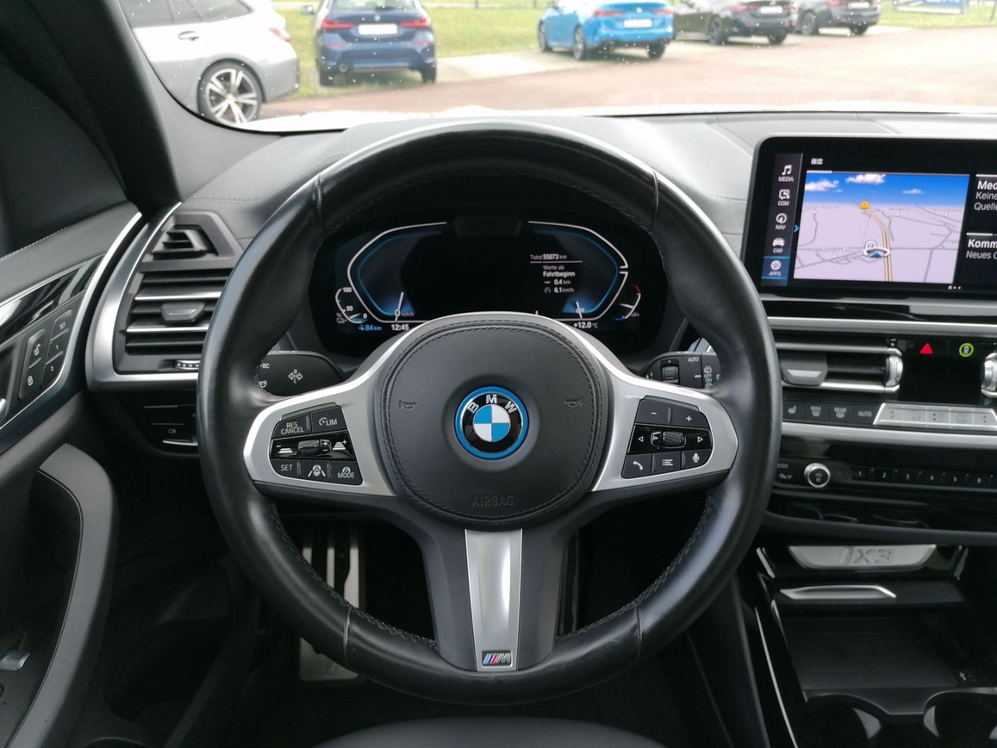 BMW iX3 Inspiring M SPORT AHK Alarm SHZ Park Assiste