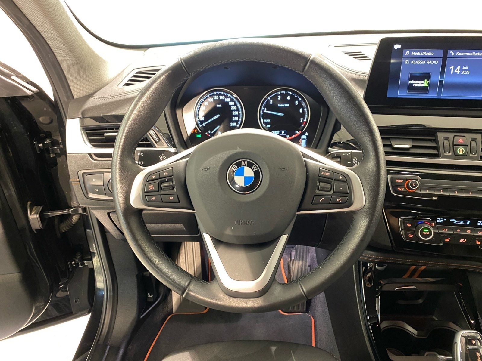 BMW X1 xDrive20i Sport Line - Samsaru's Car Outlet