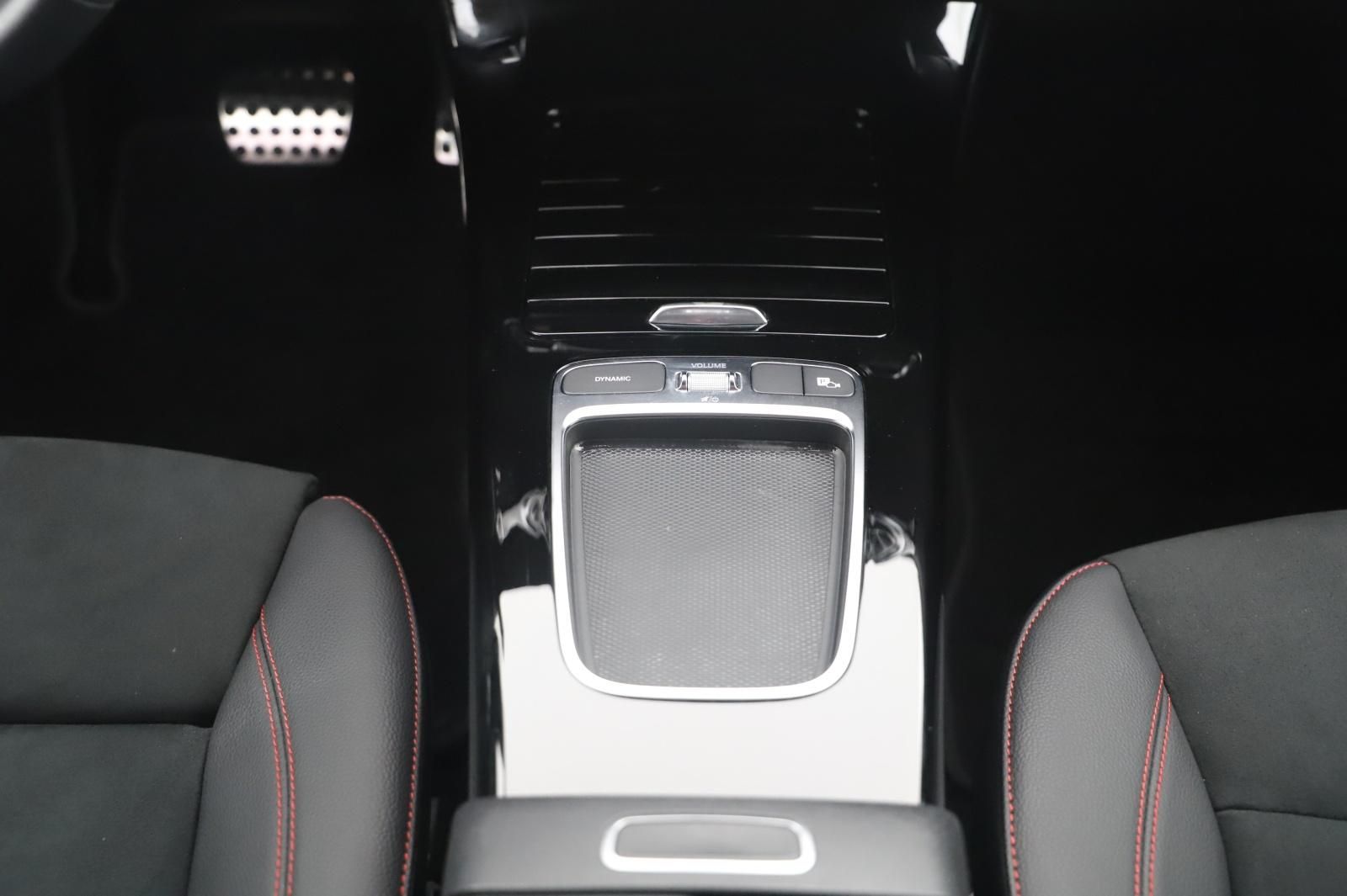 Mercedes-Benz CLA 220 4M Coupé AMG Line - Samsaru's Car Outlet