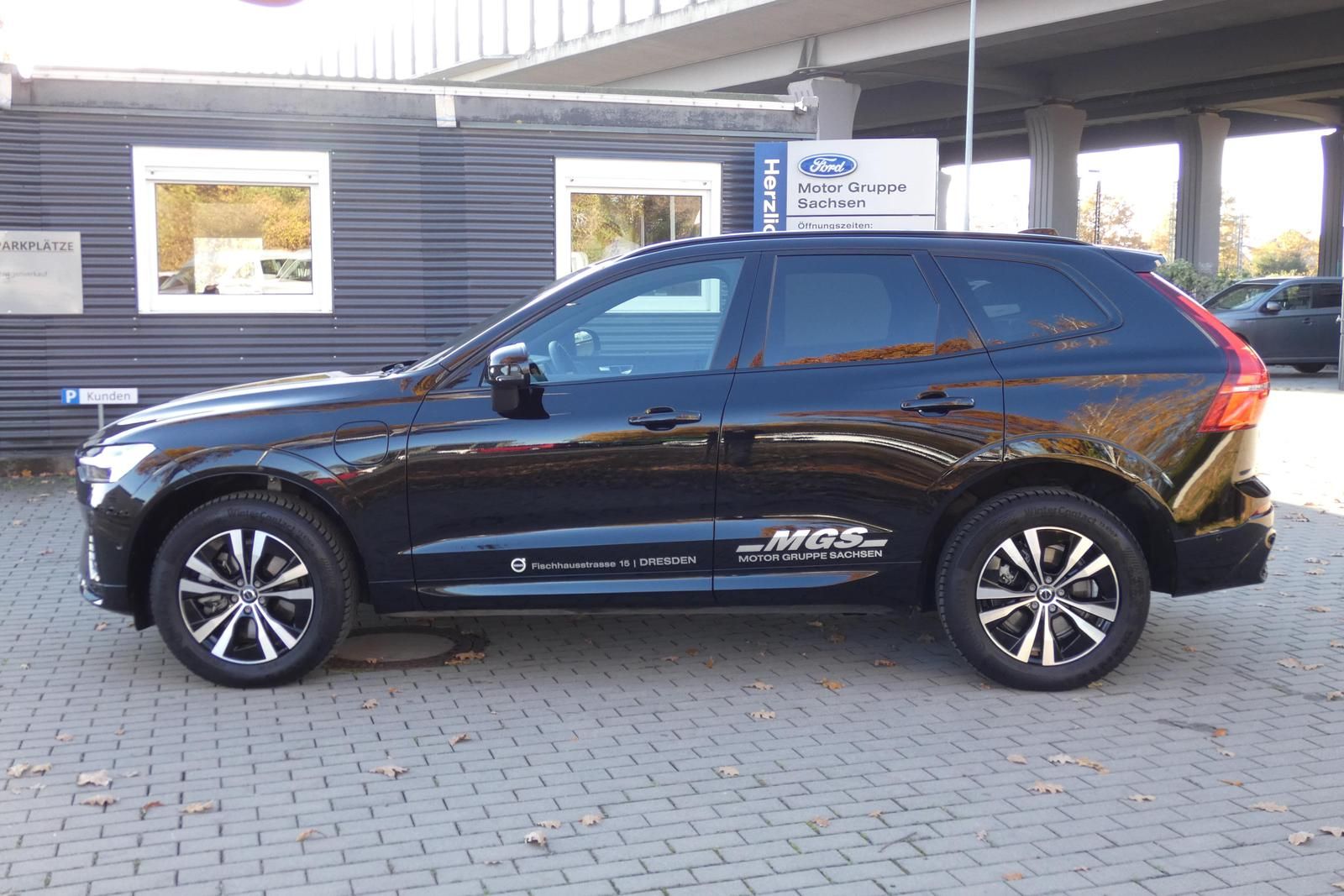 Volvo XC60 Ultra Black Edition Recharge Plug-In Hybrid