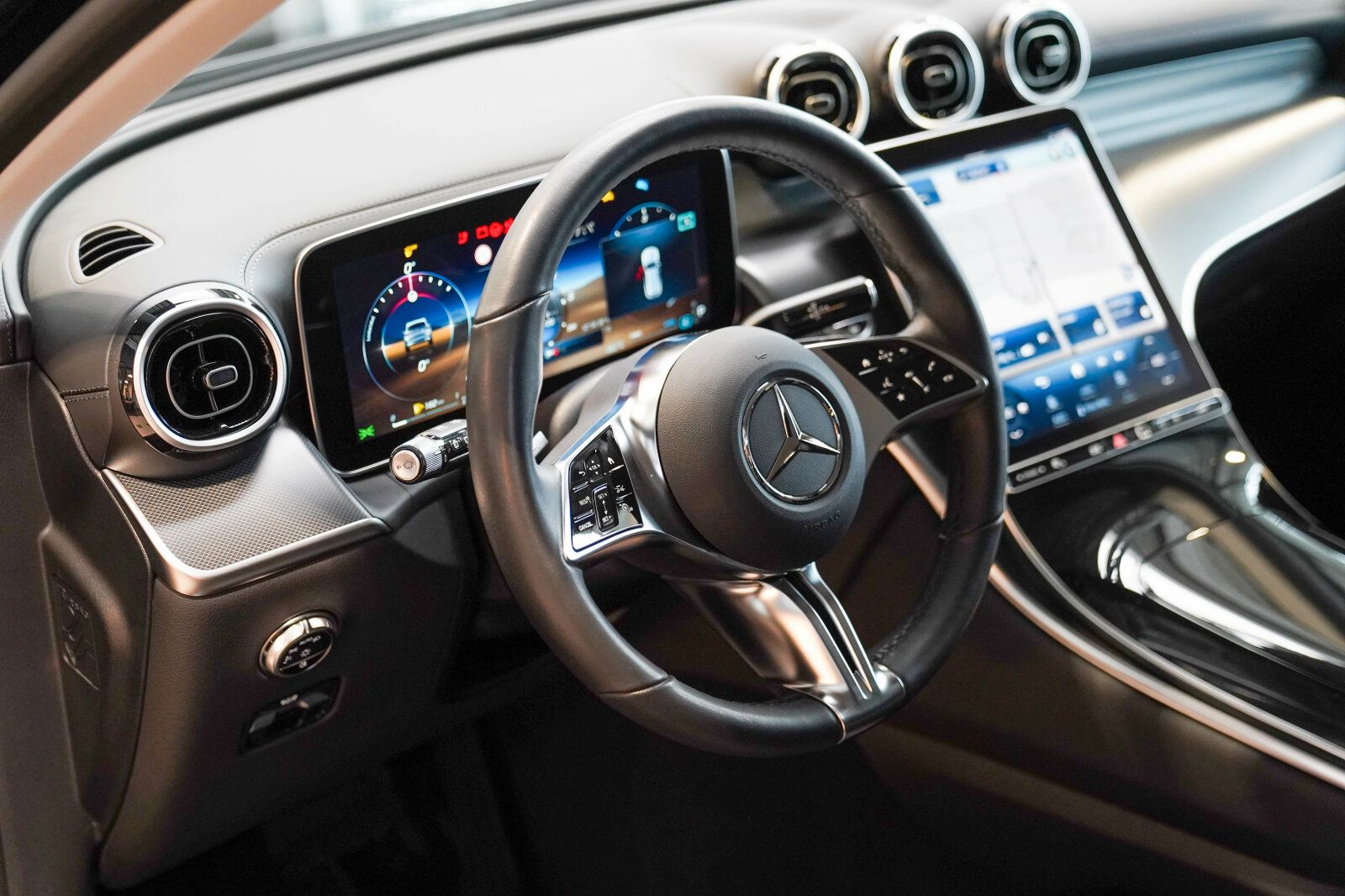 Mercedes-Benz GLC 220 d 4M AVANTGARDE - Samsaru's Car Outlet
