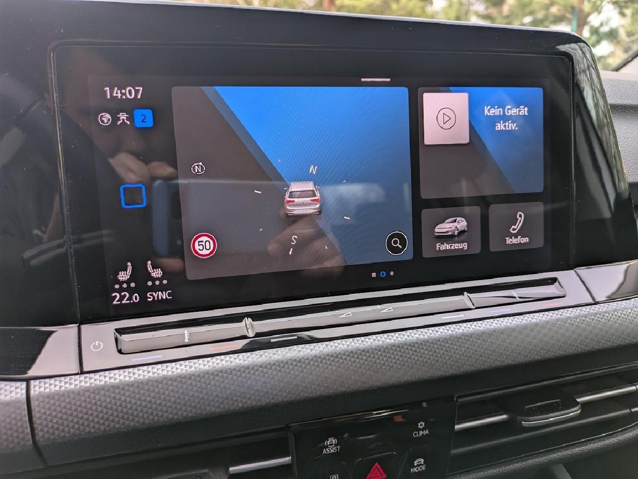 Volkswagen Golf VIII 2.0 TDI Active - Samsaru's Car Outlet