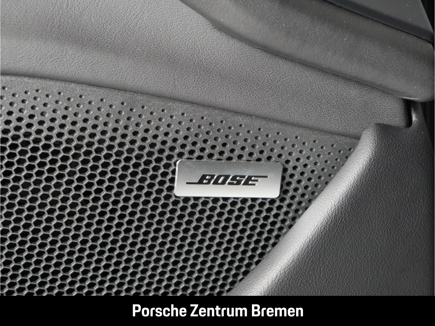 Porsche Taycan 4 Cross Turismo Sportpaket  Panorama Bose