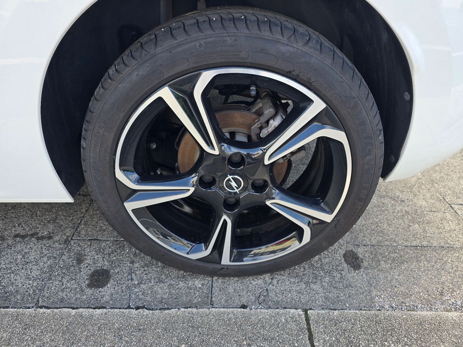 Opel Corsa F Ultimate - Samsaru's Car Outlet