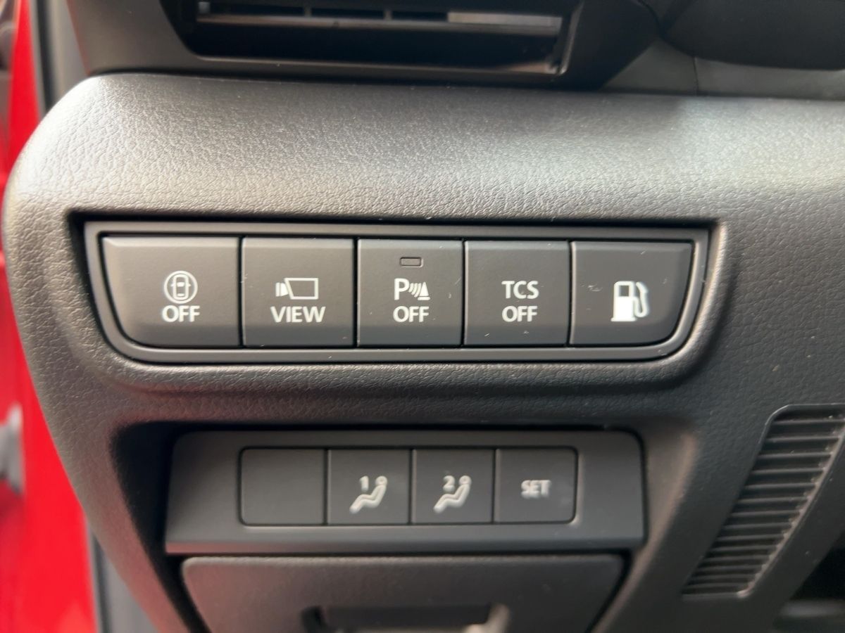 Mazda MX-30 MAKOTO R-EV e-SKYACTIV CCS-Ladeanschluss