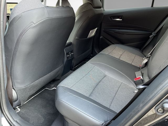 Toyota Corolla Touring Sports 1.8 Hybrid - Samsaru's Car Outlet