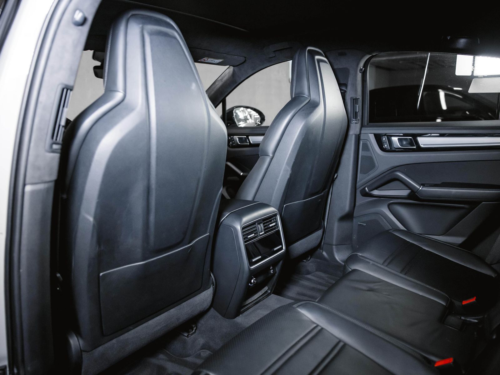 Porsche Cayenne Coupé Platinum Edition Luftfederung