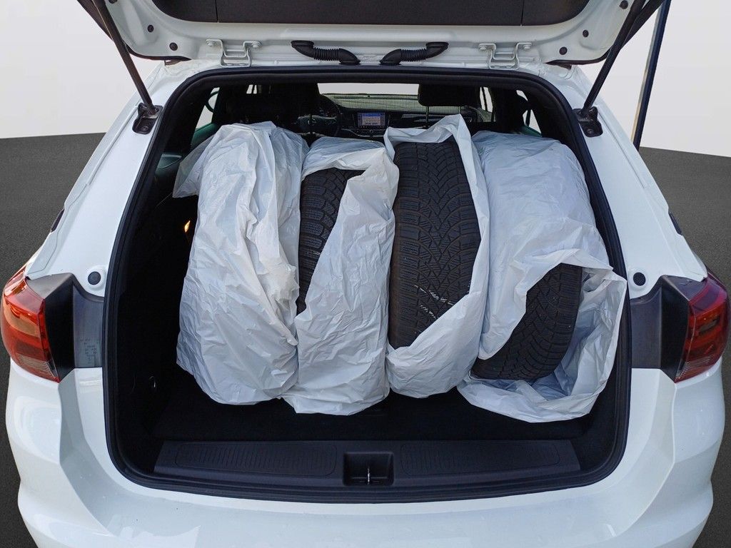 Opel Astra 1.4 Ultimate - Samsaru's Car Outlet