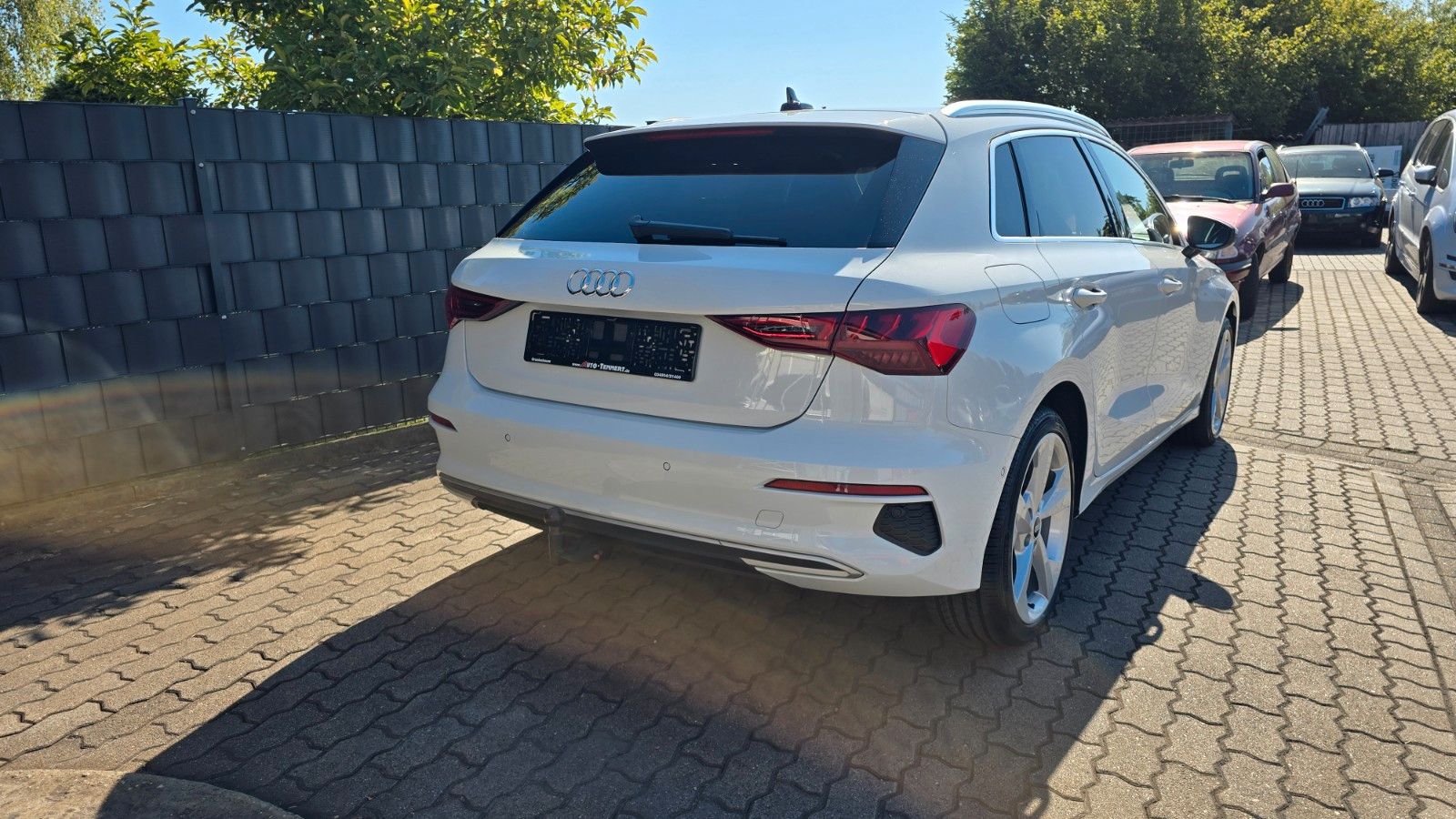 Audi A3 Sportback 40 TFSI e* Sitzh*AHK*Klima*Temp