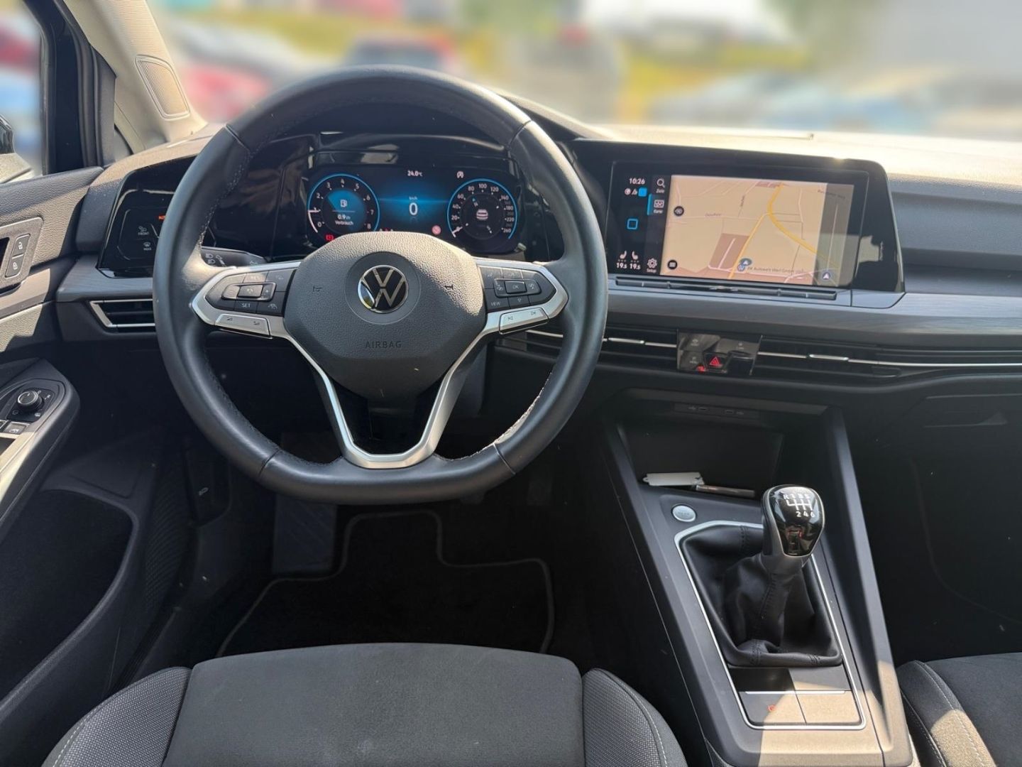 Volkswagen Golf 8 VIII Style 1.5 TSI - Samsaru's Car Outlet