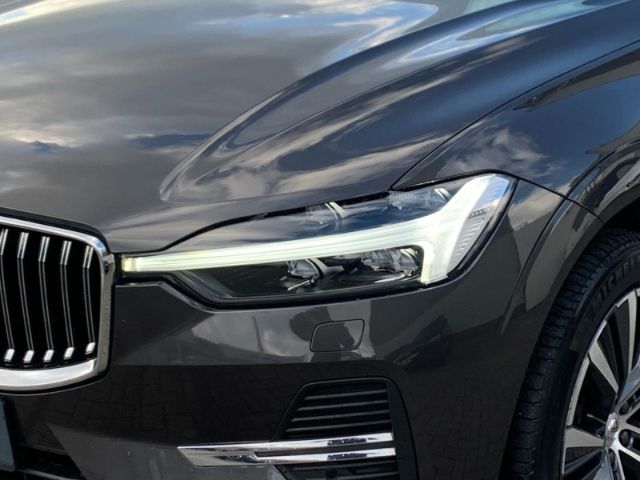 Volvo XC60 B4 AWD Inscription Standheizung Voll LED Ma