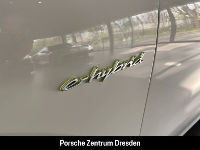 Porsche Cayenne E-Hybrid Inno Pano SH v+h Luft Bose