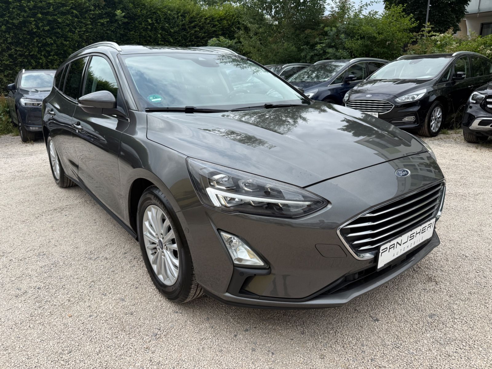 Ford Focus Turnier Aut Titanium - Samsaru's Car Outlet