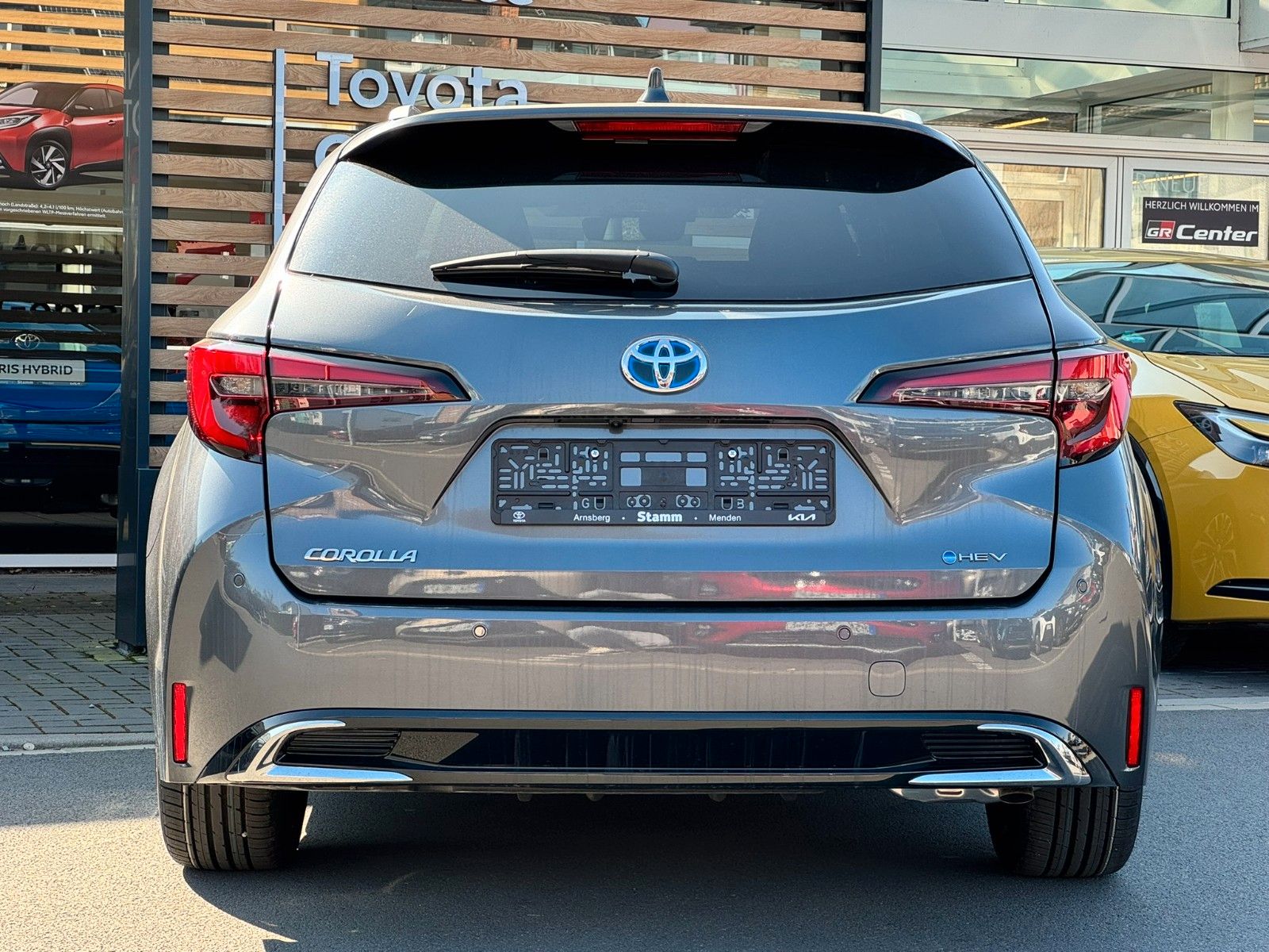 Toyota Corolla 2.0l Teamplayer | el. Heckklappe | LED