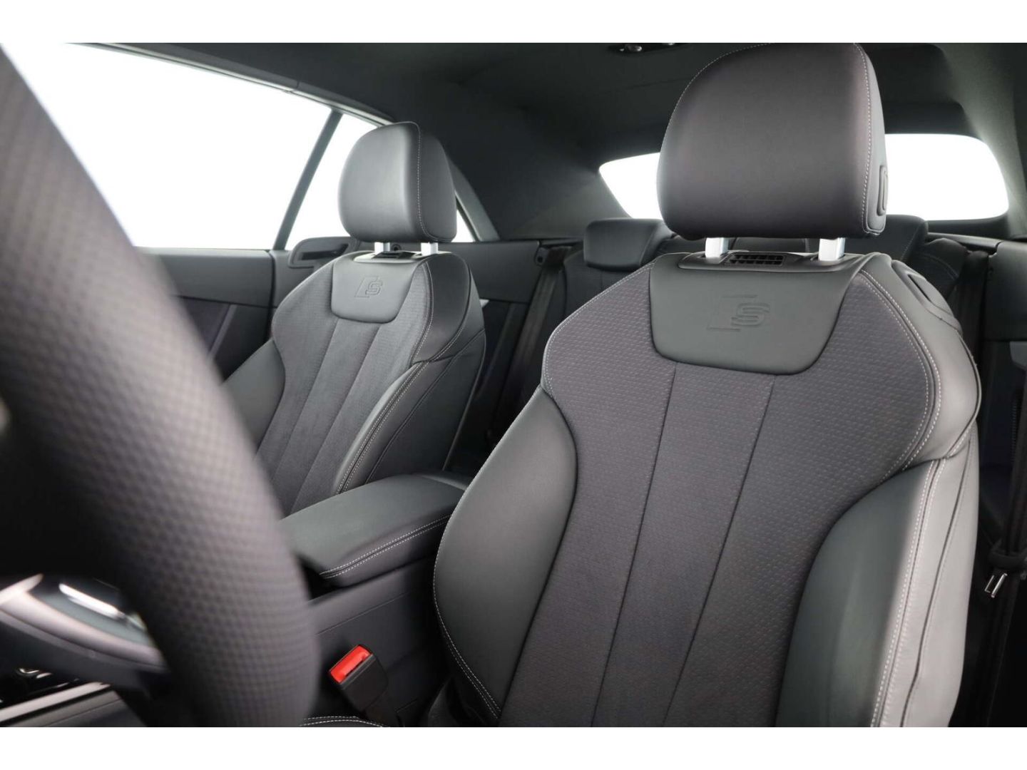 Audi A5 Cabriolet 45 TFSI qu S line AHK/HUD/NAV/19''