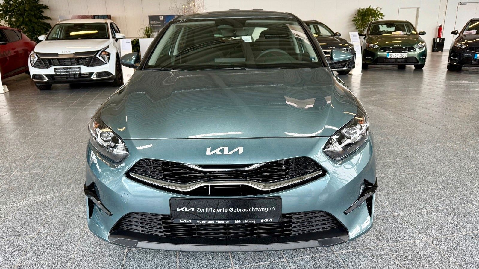 Kia Ceed 1.0T-GDI 100 PS Vision - Samsaru's Car Outlet