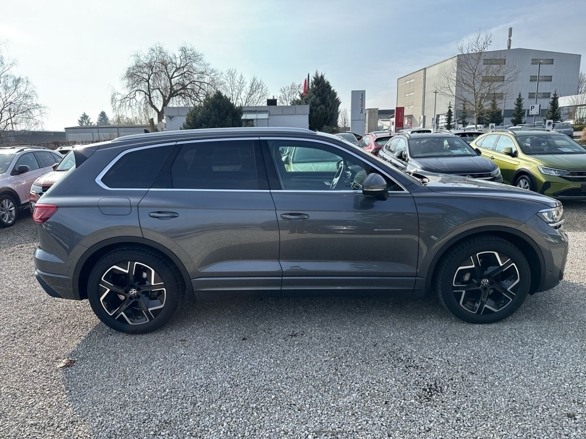 Volkswagen Touareg TDi Allradlenkung - Samsaru's Car Outlet
