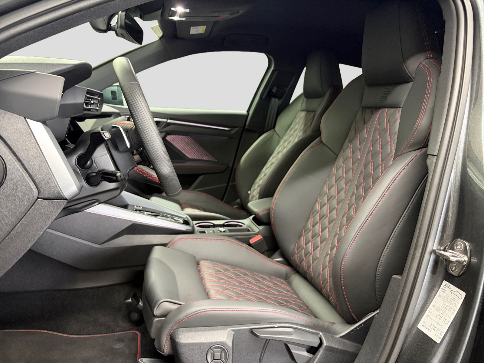Audi A3 Sportback 40 TFSI quattro S line AHK Leder CA
