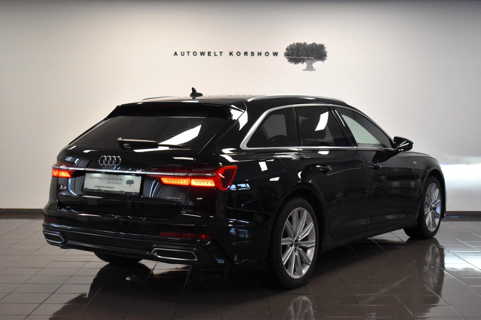 Audi A6 45TFSI quattro S-LINE - Samsaru's Car Outlet