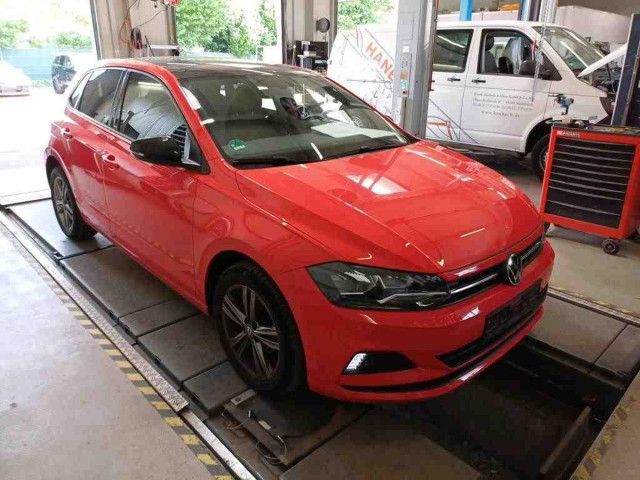 Volkswagen Polo 1.0 TSI DSG United - Samsaru's Car Outlet