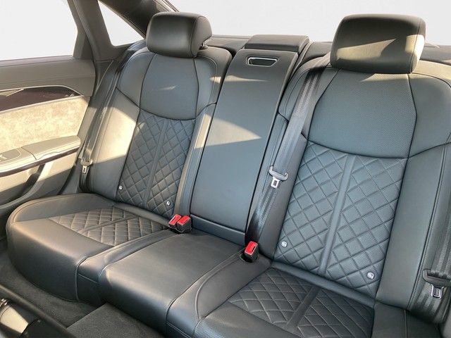 Audi A8 50TDI quattro - Samsaru's Car Outlet