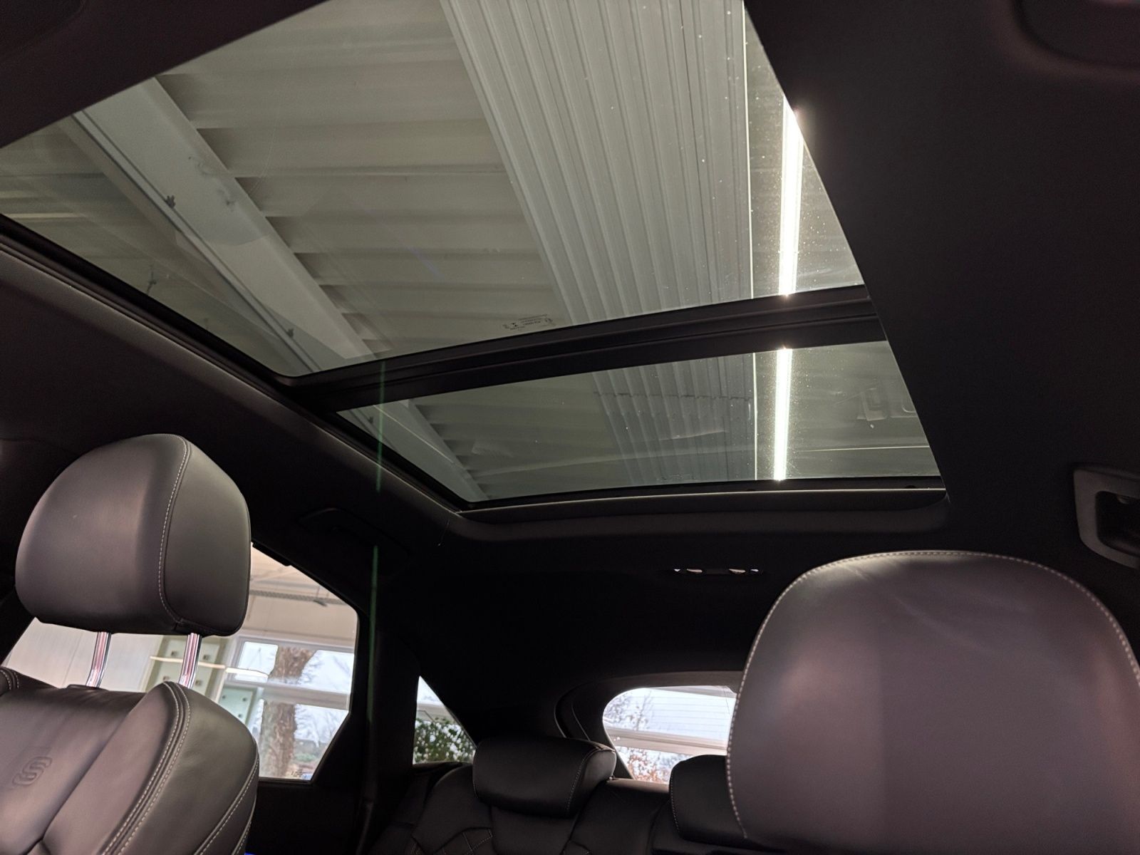Audi Q5 Sportback 40 TFSI quattro S line BLACK AHK MA