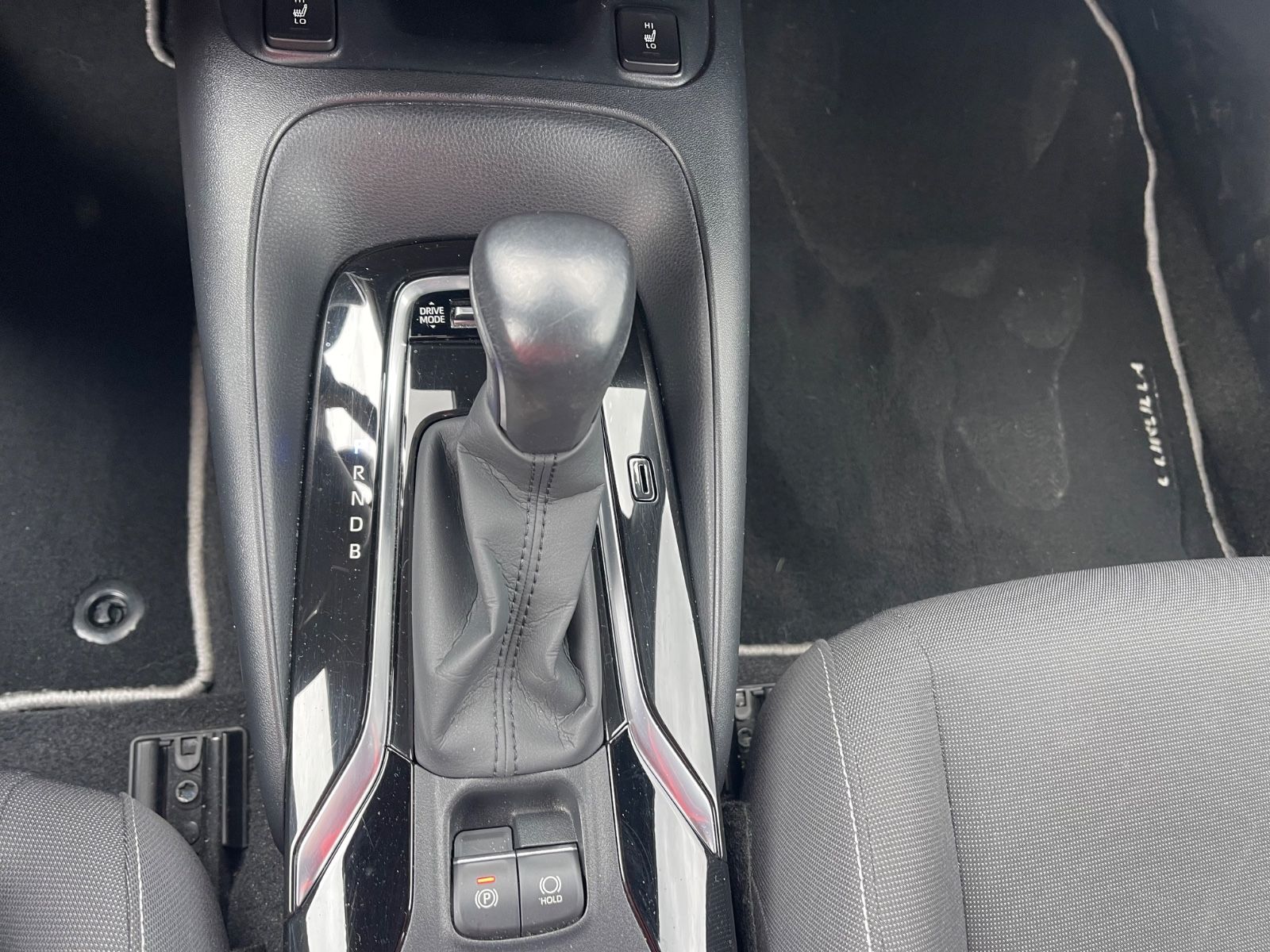 Toyota Corolla Hybrid Business Edition - Samsaru's Car Outlet