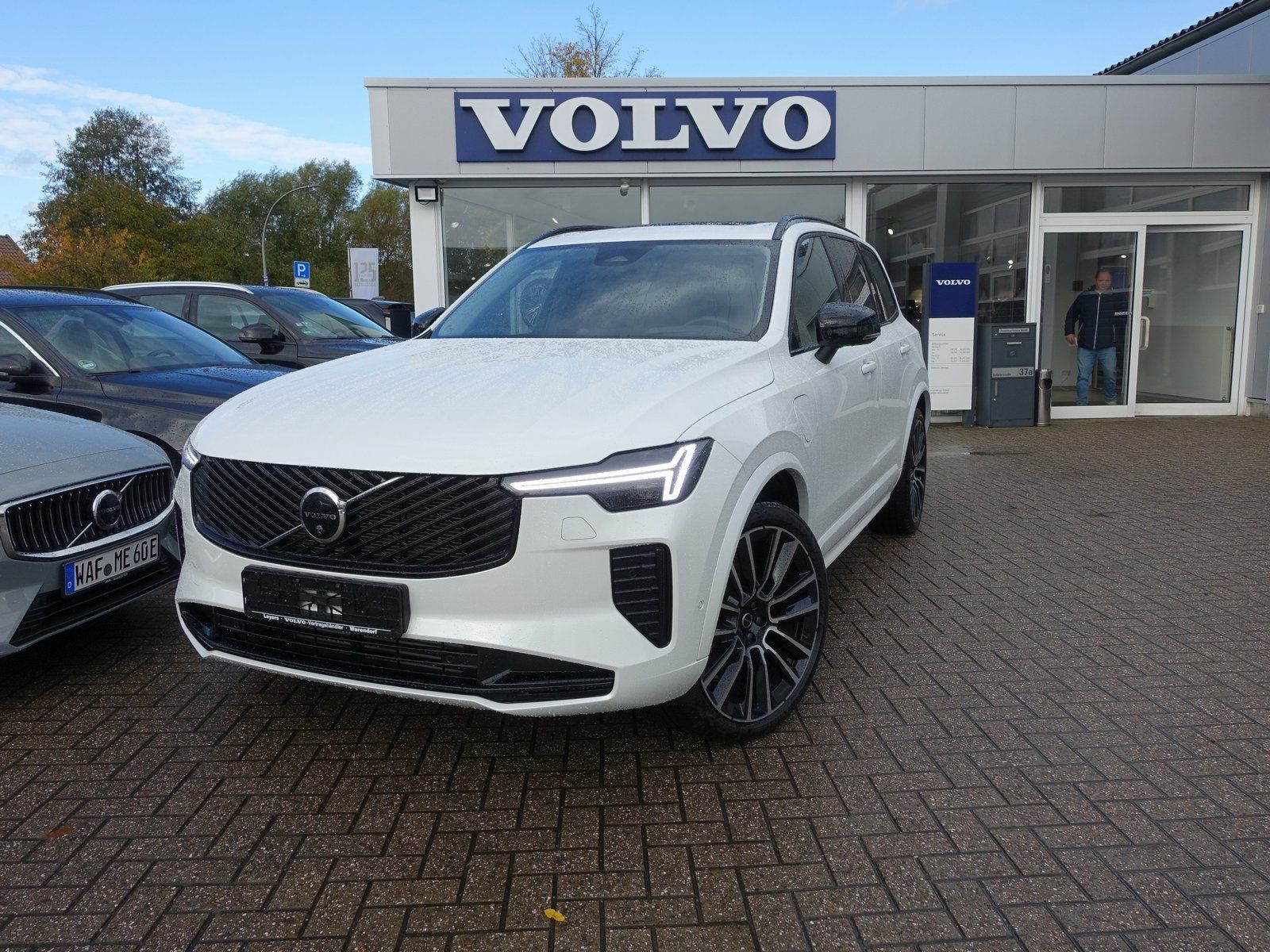 Volvo XC90 Ultra Dark T8 AWD Plug-in Hybrid/AHK/B&W