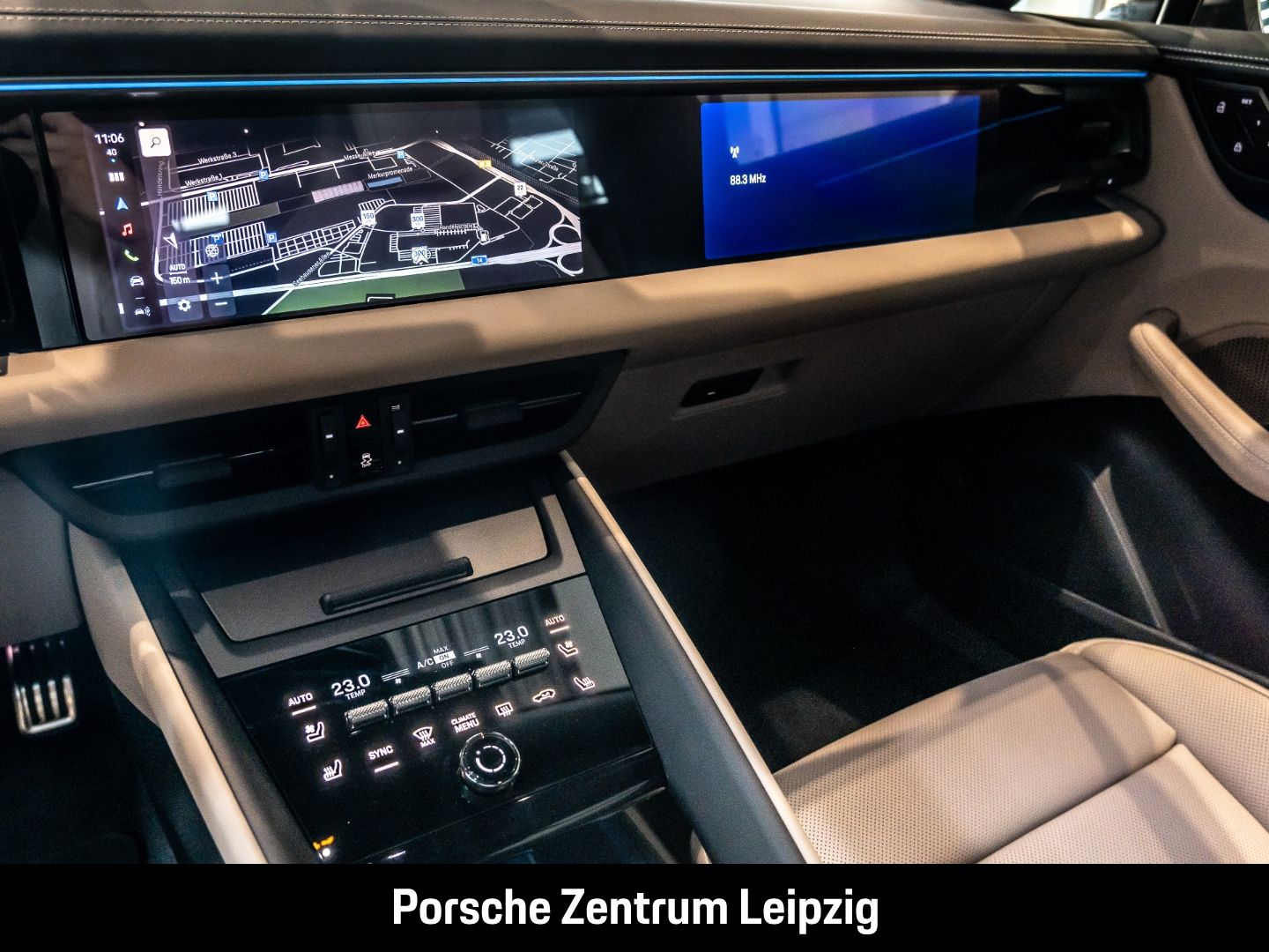 Porsche Macan 4S FnW-Goldbronzemetallic Massage AR-HeadU