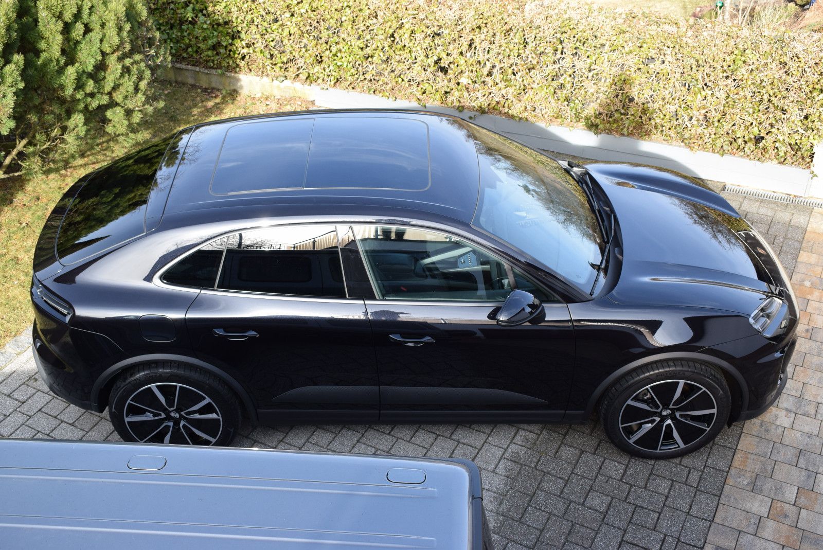 Porsche Macan 4 - Samsaru's Car Outlet