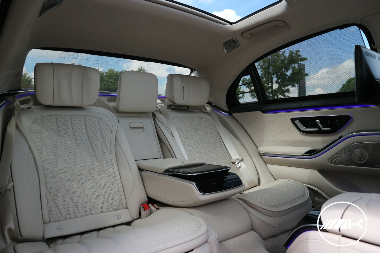 Mercedes-Benz S 63 E AMG L 4M - Samsaru's Car Outlet