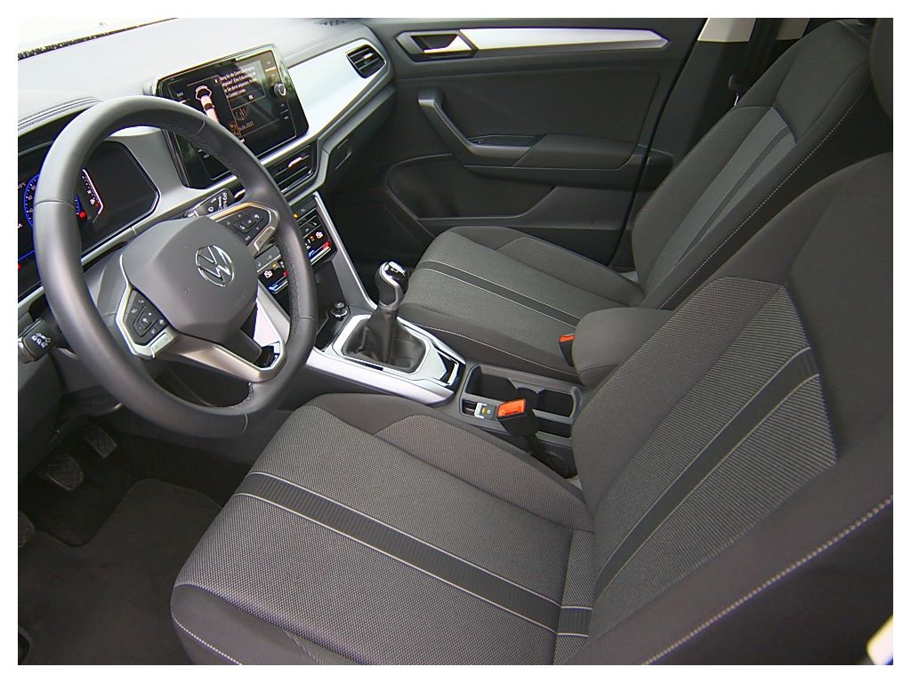 Volkswagen T-ROC Life - Samsaru's Car Outlet