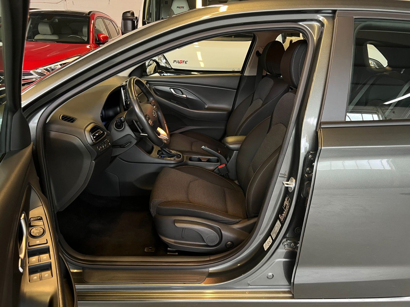 Hyundai i30 Trend T-GDI - Samsaru's Car Outlet
