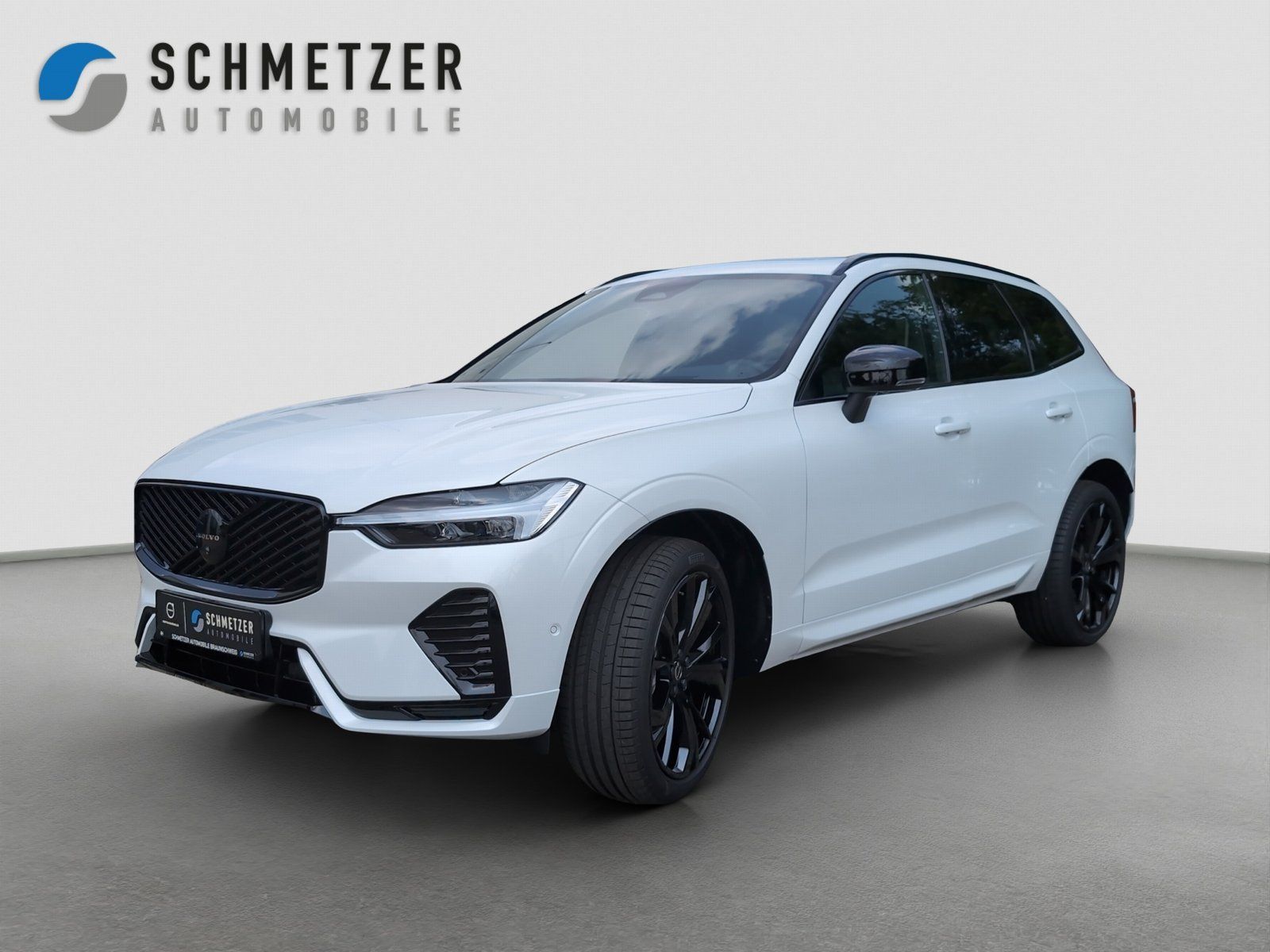 Volvo XC60 Black Edition B5 AWD Plus - Samsaru's Car Outlet