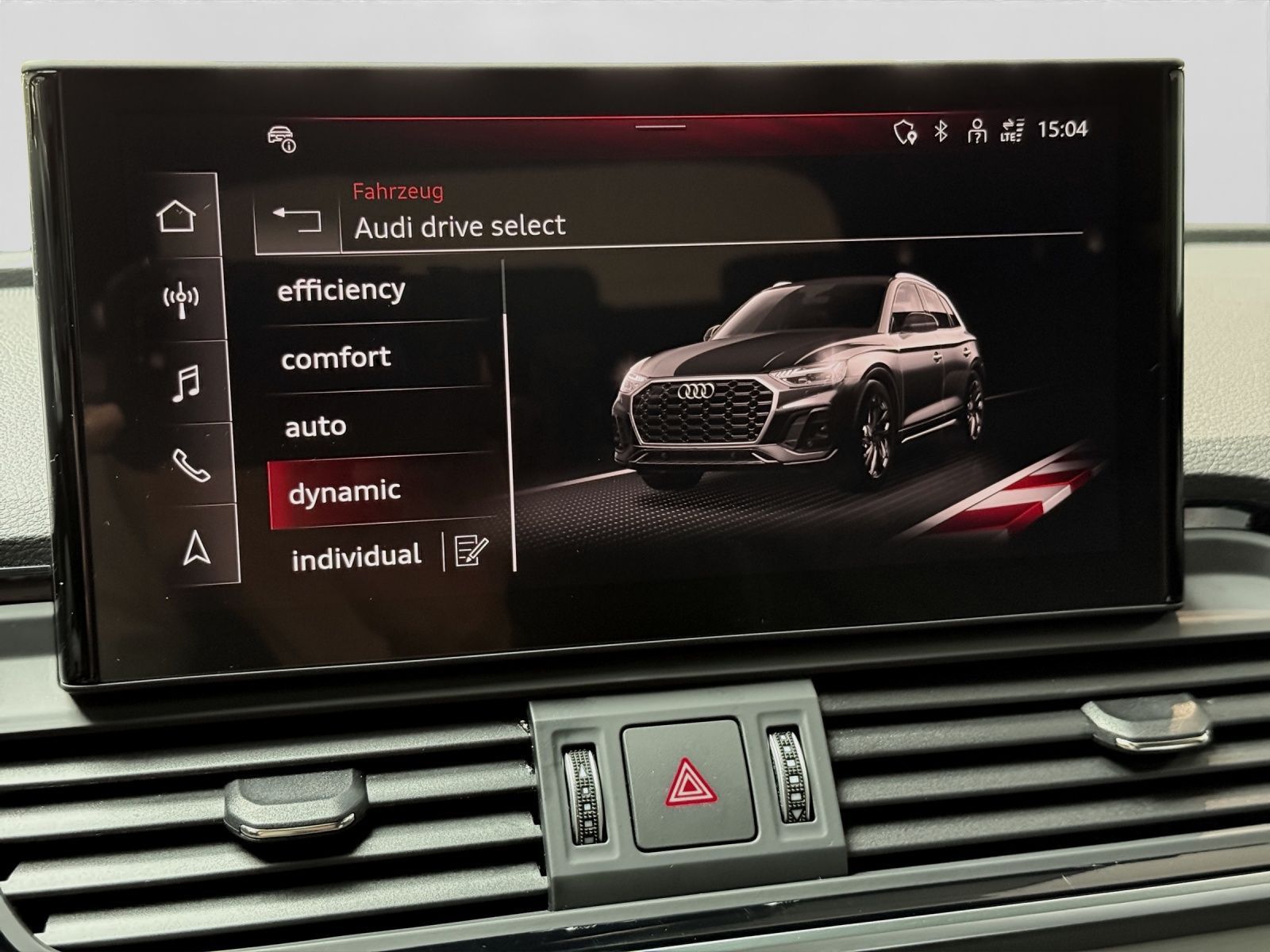 Audi Q5 45 TFSI Q S LINE - Samsaru's Car Outlet